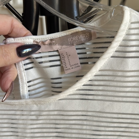 FOREVER 21 dress, Small - Picture 3 of 10